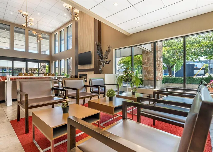 Best Western Plus Burnaby Hotel