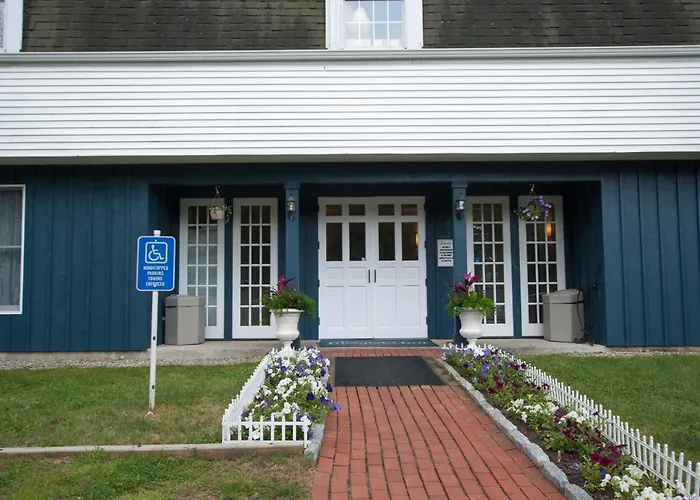 The Litchfield Inn