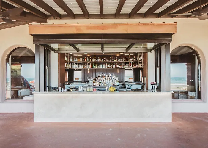 La Jolla Beach & Tennis Club