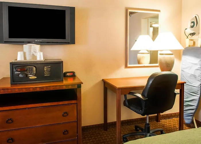 Quality Inn & Suites Las Cruces - University Area