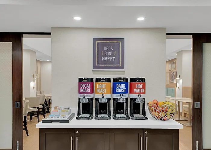 Hampton Inn & Suites By Hilton Toronto Markham