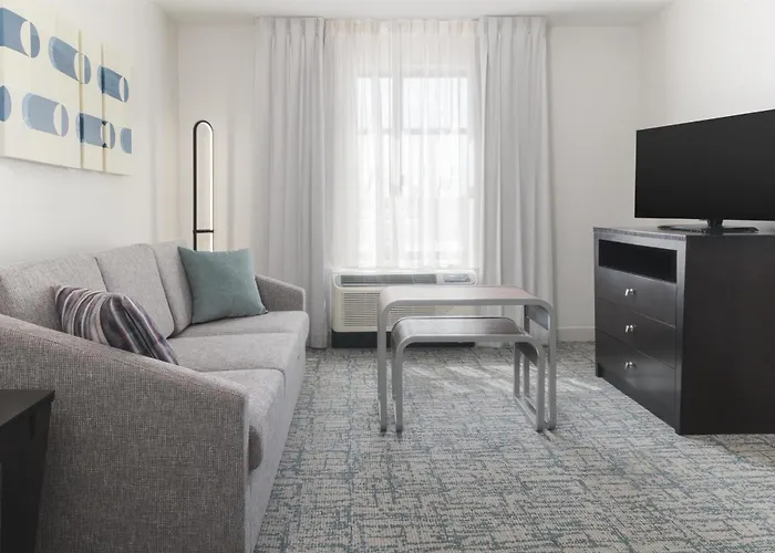 Homewood Suites By Hilton Wauwatosa Milwaukee