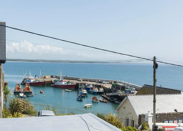 Salty Dog Restaurant, Pub & Guesthouse