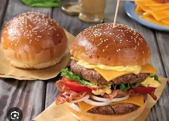 Marina Hotel