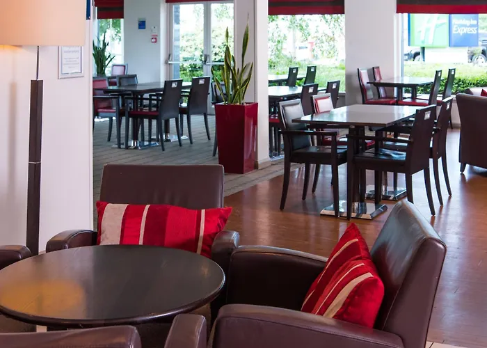Holiday Inn Express Leeds City Centre By Ihg