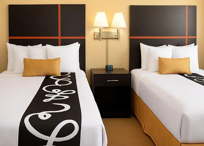 Chaparral Motor Inn
