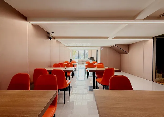 珠珠酒店上海浦东机场店shanghai Zhuzhu Hotel - 24-Hour Free Airport Pick-Up And Drop-Off Airport, 24-Hour Professional Butler Service, Spacious Room Layout With Great Sense Of Space, Complete Kitchen Facilities, Relaxing Spa Massage Service
