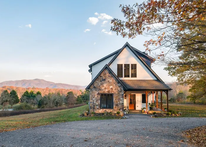 Indigo House, An Adults Only, Modern Bed And Breakfast For Outdoorsy Humans And Kind Dogs