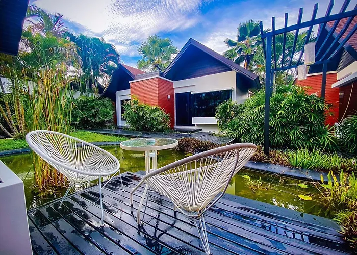 Aava Resort And Spa Khanom