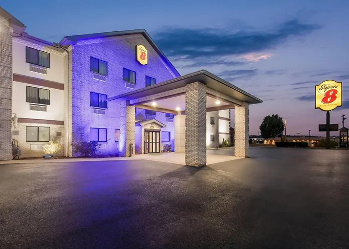 Super 8 By Wyndham Uniontown Pa