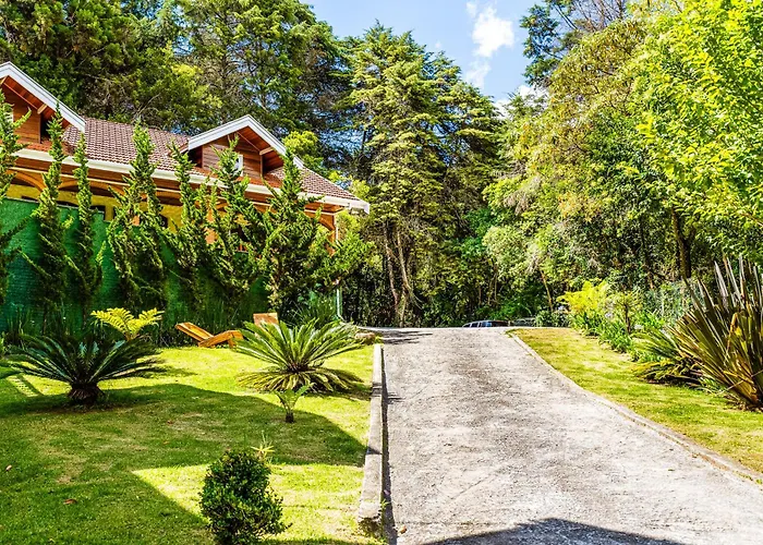 Pousada Vila Floratta by Concavus