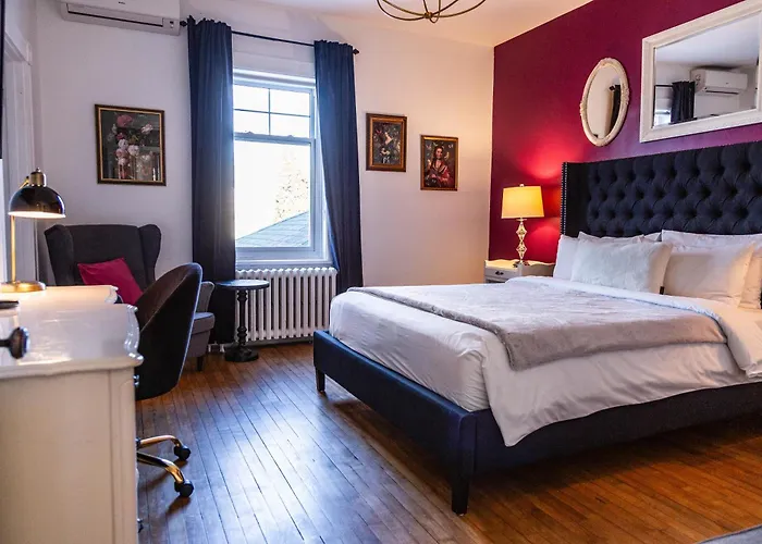 Manoir Becancourt Hotel