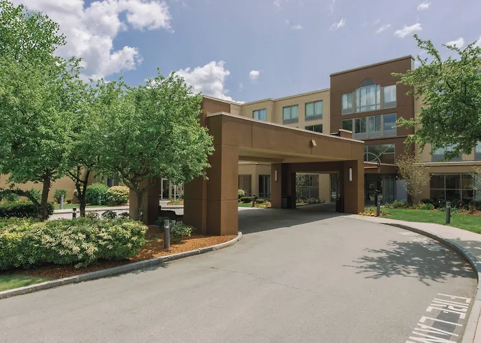 Courtyard By Marriott Nashua