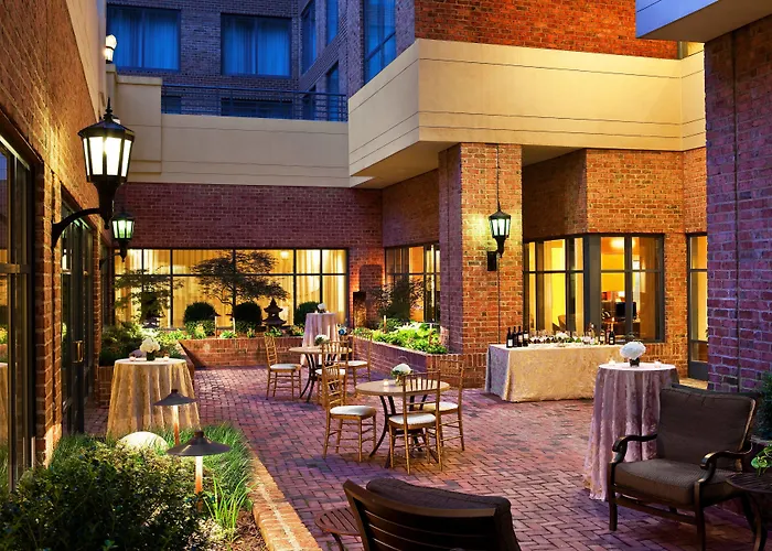 Sheraton Suites Old Town Alexandria