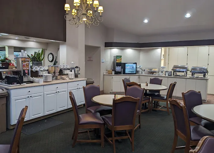 Hawthorn Extended Stay By Wyndham Green Bay