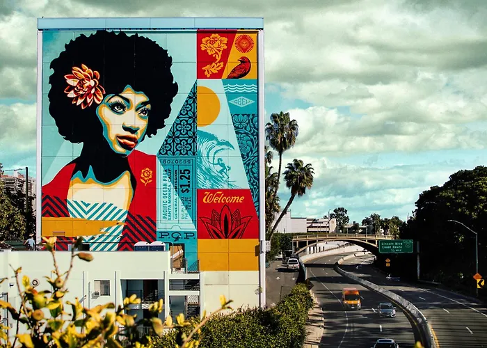 The Pierside Santa Monica Hotel
