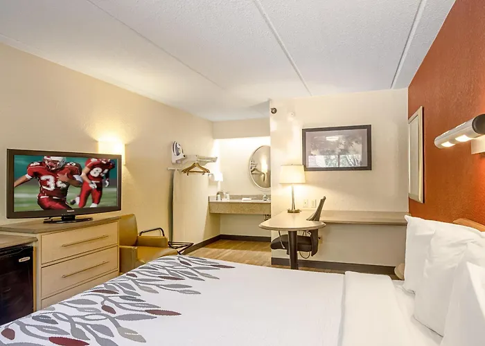 Red Roof Inn - Civic Center
