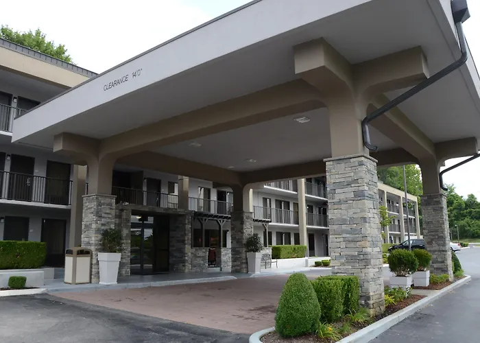 Baymont By Wyndham Airport