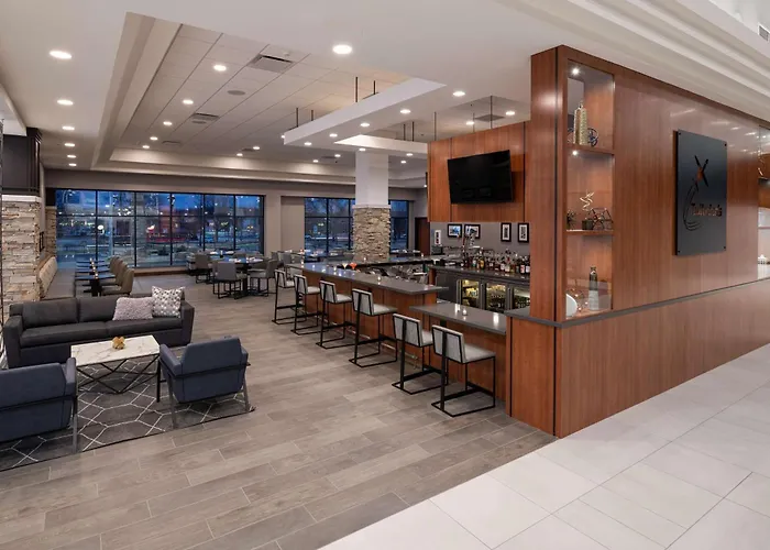 Doubletree By Hilton Madison East