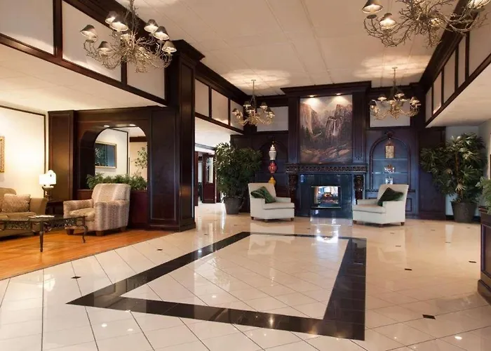 Park Pointe Hotel