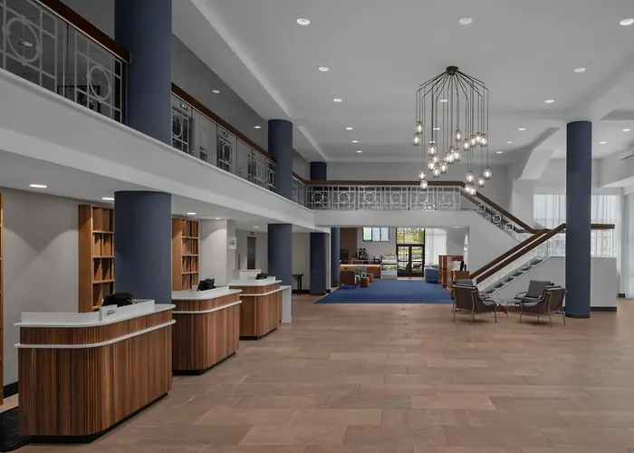 Courtyard By Marriott University Center