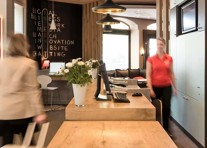 Ibis Angers Centre Chateau