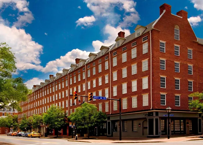 The Alexandrian Old Town Alexandria, Autograph Collection