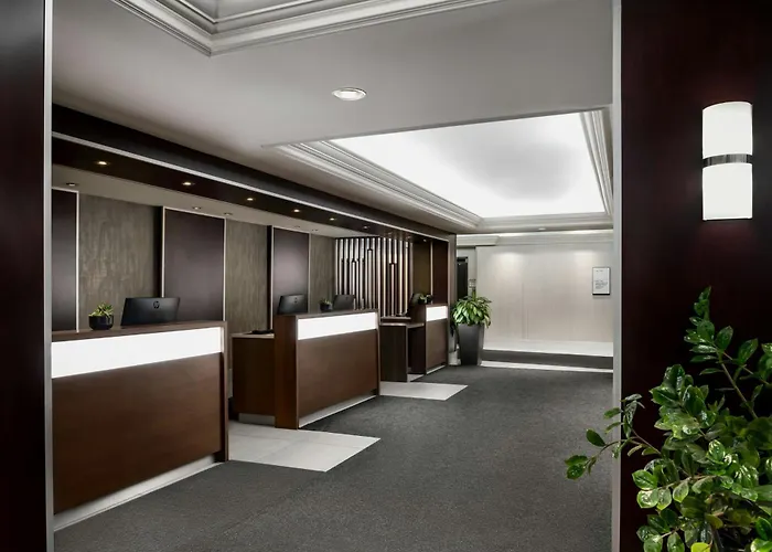 Sheraton Montreal Airport Hotel