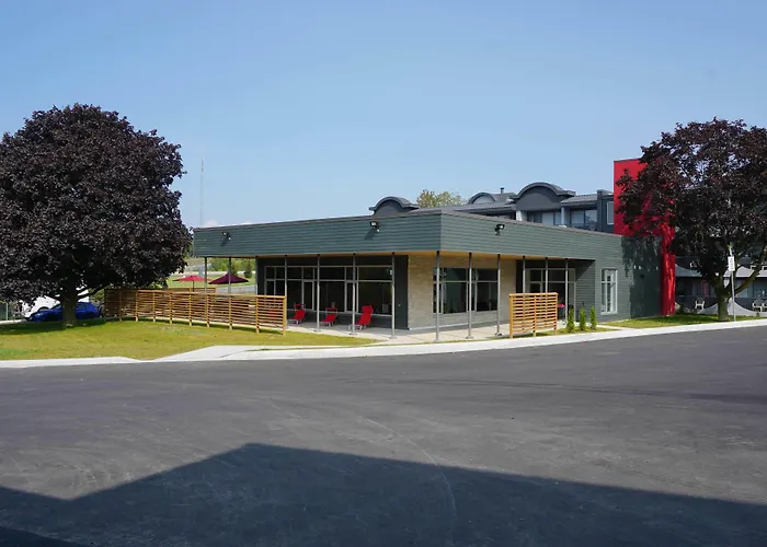 Quality Inn & Conference Centre Kingston Central