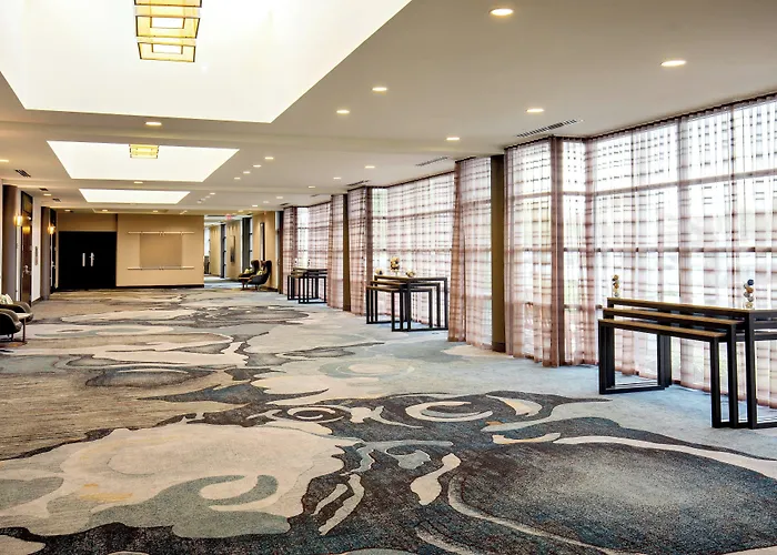 Delta Hotels By Marriott Chesapeake Norfolk