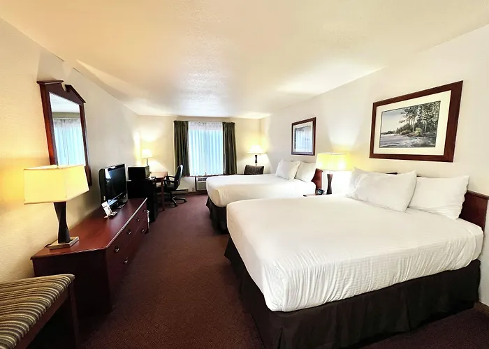 Travelodge By Wyndham Ishpeming/Marquette