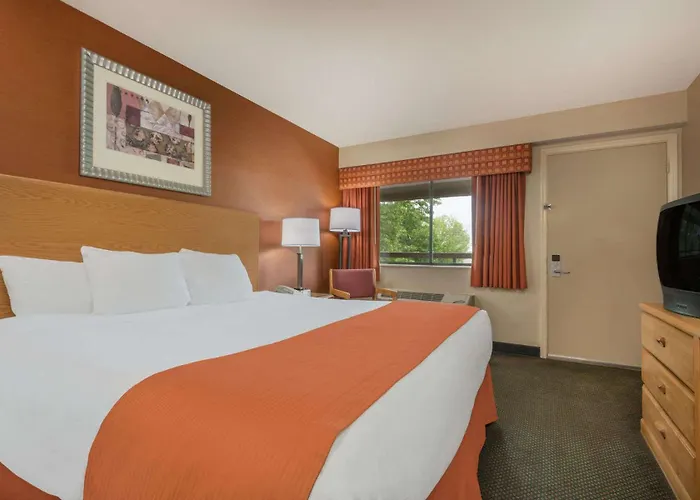 Days Inn By Wyndham Columbus Fairgrounds