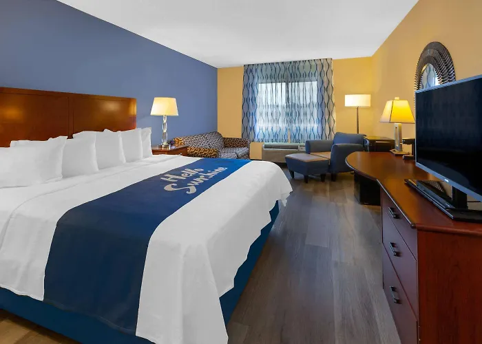 Days Inn By Wyndham Milan Sandusky South