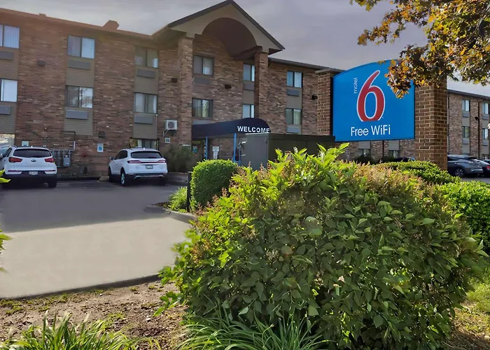 Motel 6-Milwaukee, Wi - Glendale
