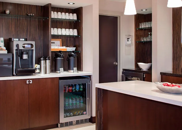 Sheraton Cavalier Calgary Hotel