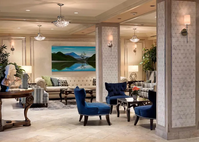 Chateau Victoria Hotel & Suites