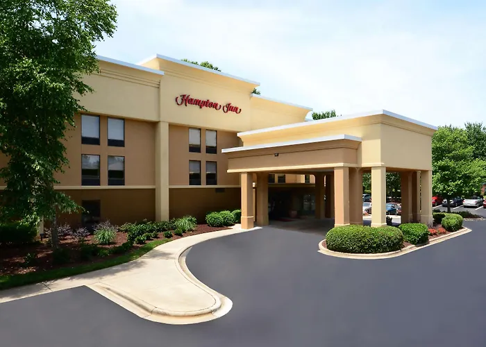 Hampton Inn Raleigh/Town Of