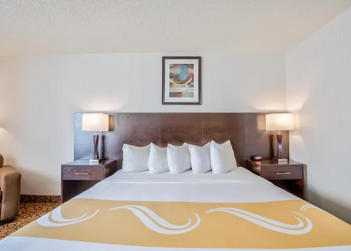 Quality Inn & Suites Escanaba North
