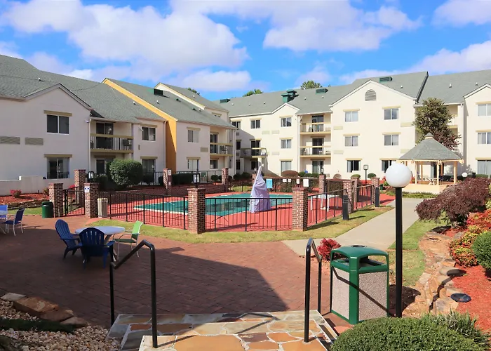 Baymont By Wyndham Norcross Atlanta