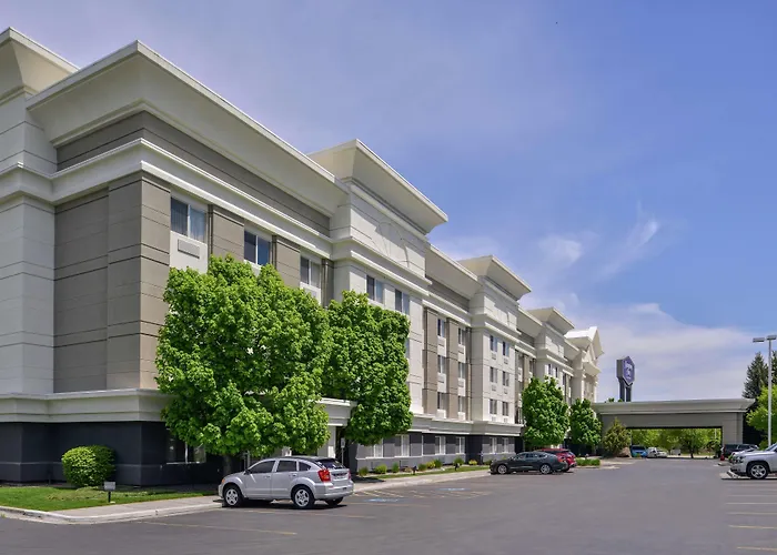 Hampton Inn Idaho Falls / Airport