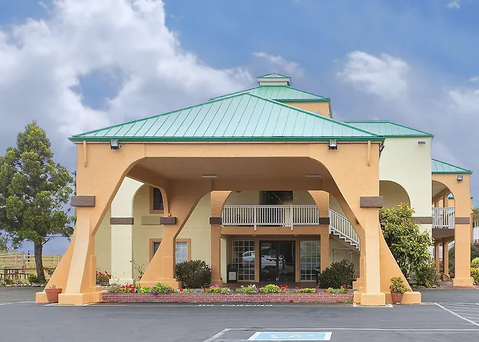 Quality Inn & Suites Crescent City Redwood Coast