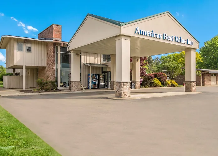 Americas Best Value Inn-Painted Post