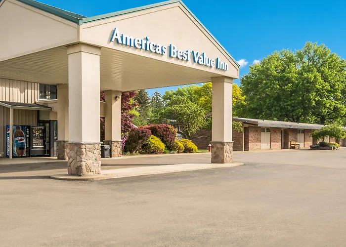Americas Best Value Inn-Painted Post