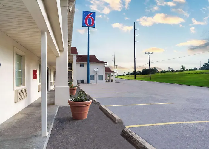 Motel 6-Livingston, Tx