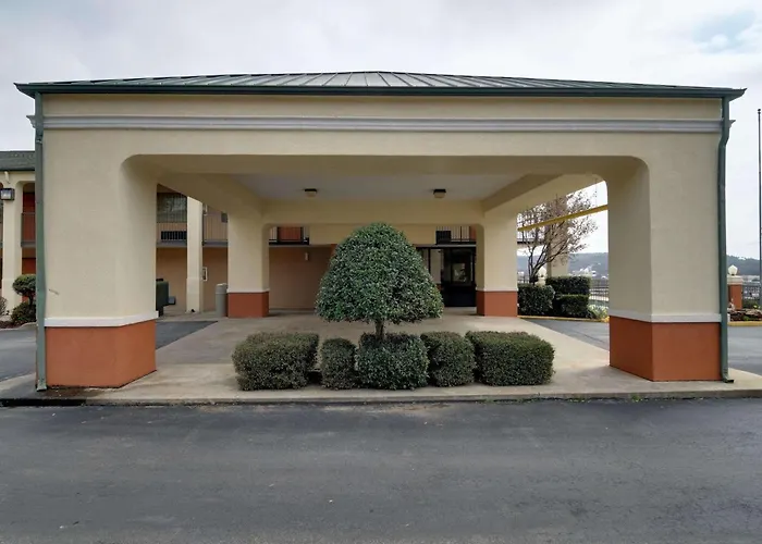 Quality Inn & Suites Clarksville