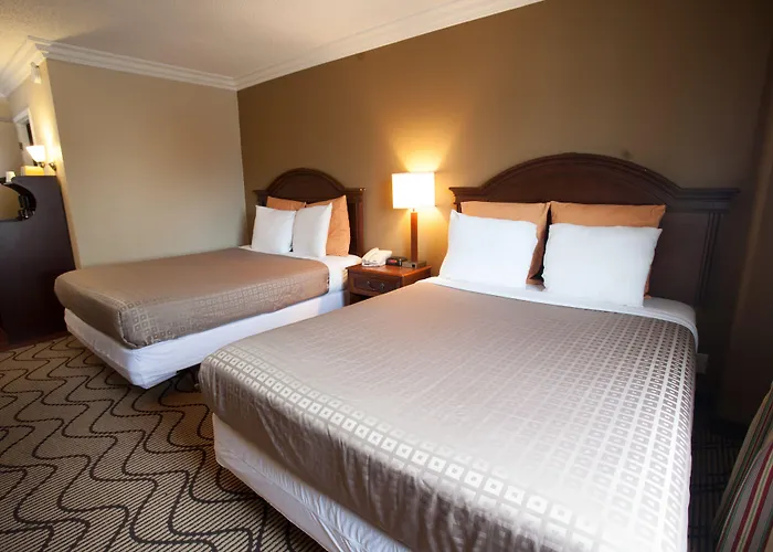 Jack London Inn