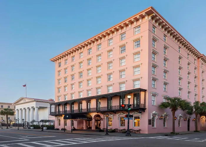 Mills House Charleston, Curio Collection By Hilton