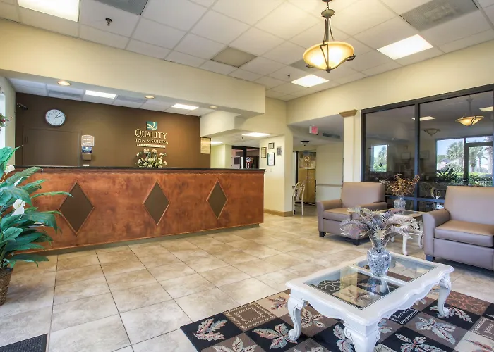 Quality Inn & Suites St Augustine Beach Area