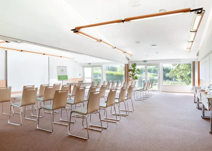 Holiday Inn Lille Ouest Englos By Ihg