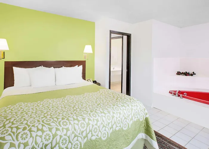 Days Inn By Wyndham York